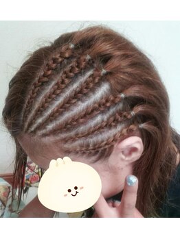 アイデザイナーズ 坂東店/コーンロウ