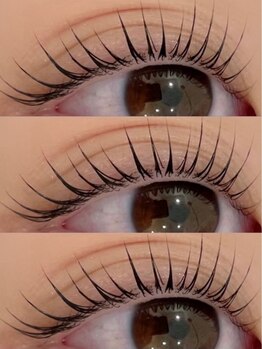 ガレリア アイデザイン 名駅店(GALLARIA Eye design)の写真/丁寧なカウンセリングをもとに理想の目元をご提案♪目元だけでなく、お顔全体を診断して似合うまつ毛に◎