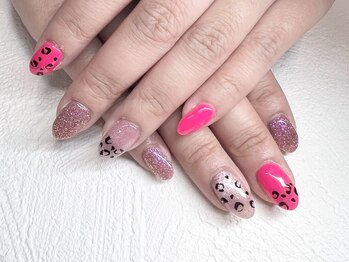 ヴェイスサロンアンバー(Vase Salon Amber)/