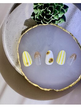 ネイル バズ(NAIL BUZZ)/初回ソフトジェルオフ込6800円