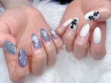 ジョアネイル(JOA Nail)の雰囲気（◇クロームネイル/スタッズ/シルバー）