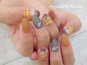 アグニークリッシェ(Agunik Riche)/【チェックネイル】