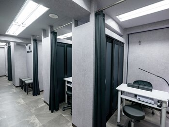 全席個室×男性専門店