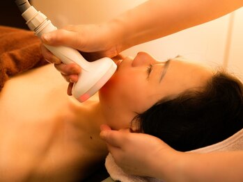 健康堂/フェイシャル/ハイパーナイフ