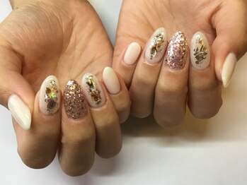 ラウト デコレーションアンドネイルサロン(Lauto Decoration&Nail Salon)/シェルアートネイル