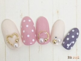 ドット×ハートネイル