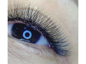 プラス ワン(+ONE)