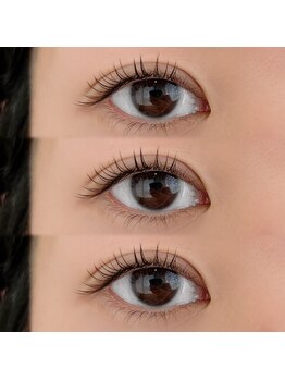 アイラッシュ ルーミー(eyelush Roomy)/とても軽く、持続性抜群です☆