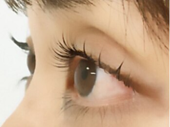 リボーン(Re born)の写真/目元をぱっちりと印象的にしたい方に人気のラッシュリフトとパリジェンヌラッシュリフト。