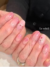 ル ソレイユ(Le soleil)/押し花ネイル　by mikiko