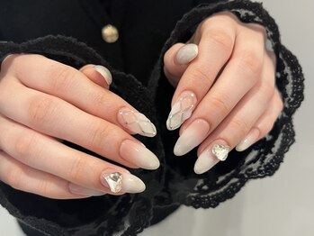 PlusEwalu四日市ネイル/パラジェル/フィルイン/長さだし/マグネット/フット/スカルプ/キルティングネイル♪[四日市]