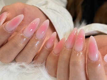 LUCI NAIL新大久保【ルシ ネイル】長さだし/持ち込み/ゴテゴテ/パラジェル/フィルイン/