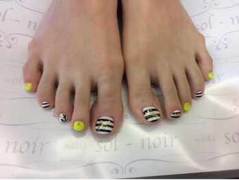 ソルノワ(sol-noir)/サマーボーダー!