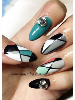 ノワール ネイルアンドスクール(Noire)/