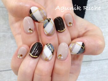 アグニークリッシェ(Agunik Riche)/【チェックネイル】