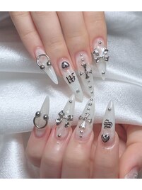 クロムネイル