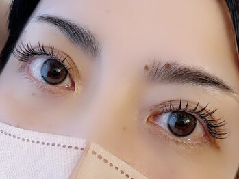 エフ(F...)/マツエク【フラットラッシュ】