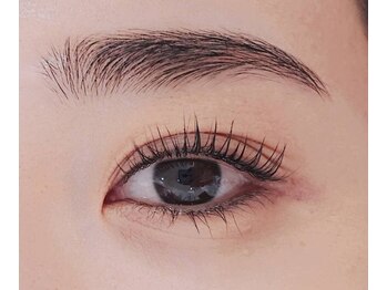 グラムスラム 福島店(GLAMSLAM)の写真/垢抜けたいならSETが正解！【眉毛wax+まつ毛パーマ ￥7500】平行/アーチ/ふんわり眉も自由自在に♪