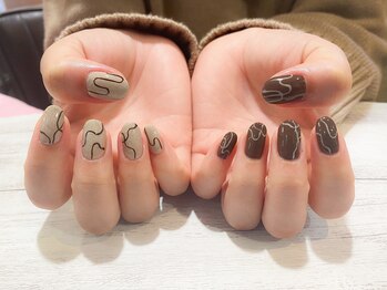 ネイルアルケー(Nail ARCHE)/ニュアンス×シンプルネイル