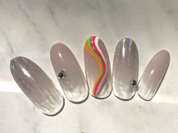 ターラ(Tara)/ビビットうねうねネイル