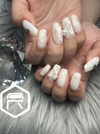 ホワイトネイル