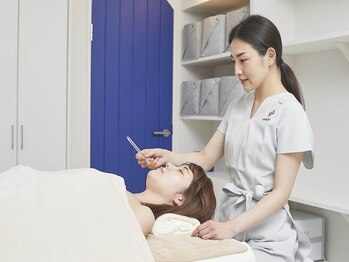 プシュロン(Psylon)の写真/【エンビロン正規店】年齢に負けない透明感とうるおいが溢れる美肌へ…◇【緑地公園駅から徒歩2分】