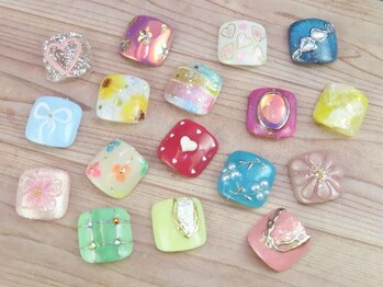 プレセア(presea)の写真/【丁寧ケア＆フットバス付】トレンドに合わせたきゅんな可愛いデザイン豊富!!フットArt¥6050～♪角質ケア◎