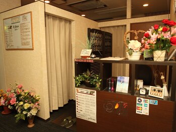 リラクゼーションサロン アールズ(R's)/サロン入口