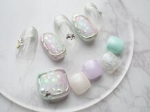 カトルナフ(quatre fois neuf)/オーロラカラーのお揃いネイル