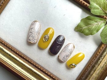 ユウコネイルズアンドエステティック ラ デェス(Yuko Nails & Esthetic La Deesse)/ダイヤモンド(定額制) ¥11000