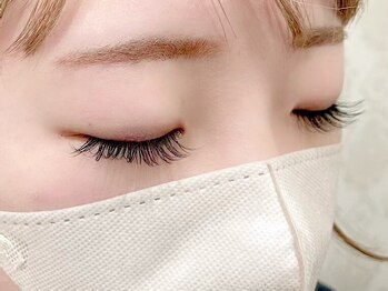 フィールラッシュ 大宮東口店(FEEL LASH)/目を閉じても可愛いボリューム