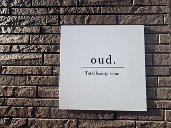 ウード(oud.)/ビーブルーの建物内のお隣です！