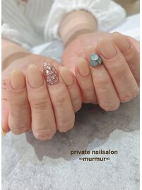 ビジューネイル