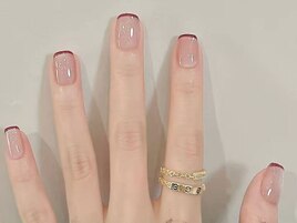 フレンチネイル