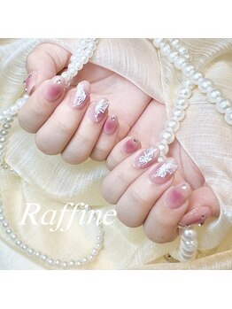 ラフィーネ(RAFFINE)/チークネイル