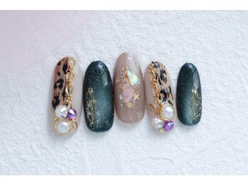 ココネイル/アニマル柄ネイル