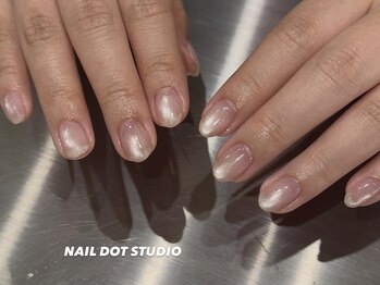 ネイルドットスタジオ 堺筋本町(NAIL DOT STUDIO)/キラキラマグ