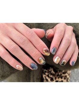 手描きアートが得意なサロン