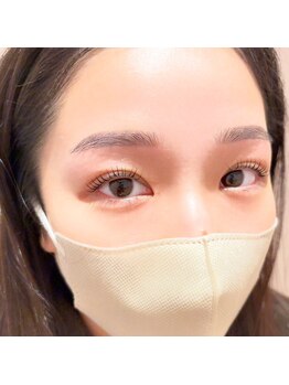 モナ(MoNa)/まつ毛パーマ+眉WAX