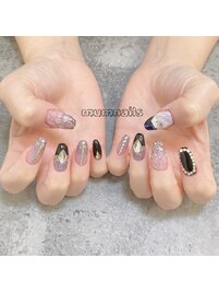 痛ネイル