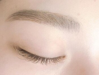 アディクト アイラッシュスタジオ 流山おおたかの森(Addict Eyelash Studio)の写真/【SNSで話題!パリジェンヌブロウリフト】顔のパーツで大事な”眉毛”今こそ好印象な美眉を手に入れましょう
