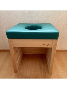 ひなた療術所/座り心地の良い蒸し椅子