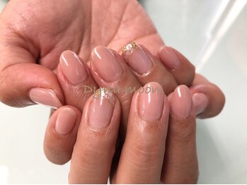 ダイナ ムーン(Dyna moon.)/シェルフレンチネイル