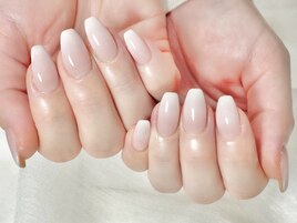 王道人気！白グラデ☆