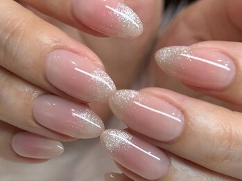 ネイルアンドアイラッシュスタジオ シュシュ(chouchou)の写真/【パラジェル・フィルイン対応】パラジェルライセンス全員取得認定サロン♪技術力が際立つシンプルネイル★