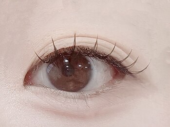 アンベリール(EMBLLIR)/まつエク