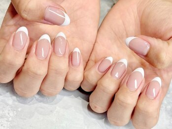 ネイルサロン シュシュ(Chou Chou)の写真/泉中央駅近で通いやすい♪丁寧なカウンセリング&技術で理想のネイルデザインとフォルムを叶えるサロン