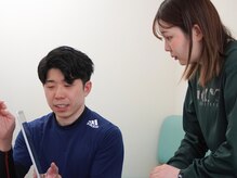 南一条エルム整体院【肩こり・腰痛・整体・姿勢改善・頭痛・骨盤矯正】の雰囲気(じっくりとカウンセリングを行います♪)