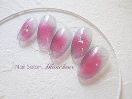 大人韓国風チークネイル