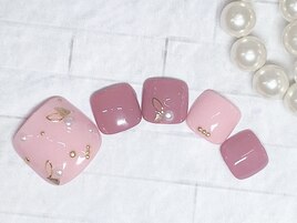 ピンク　スタッズ　ゴールド